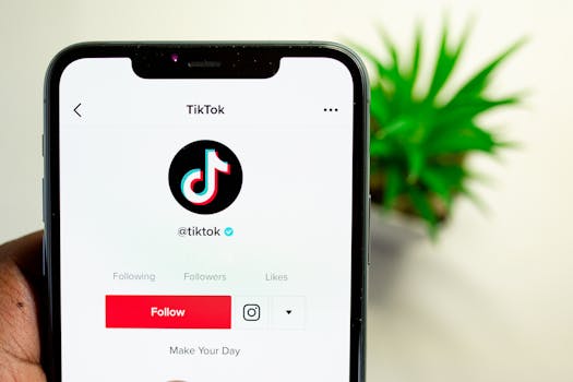 www.3uye.com Better Followers Show Up When the Same Identity Keeps Appearing Off-Platform